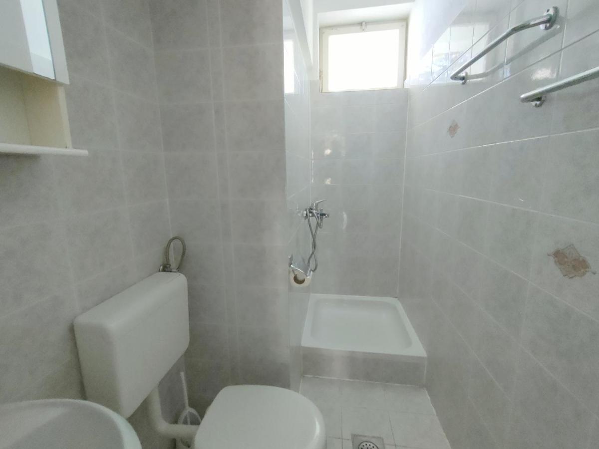 Appartamento Brela Beach Retreat Esterno foto